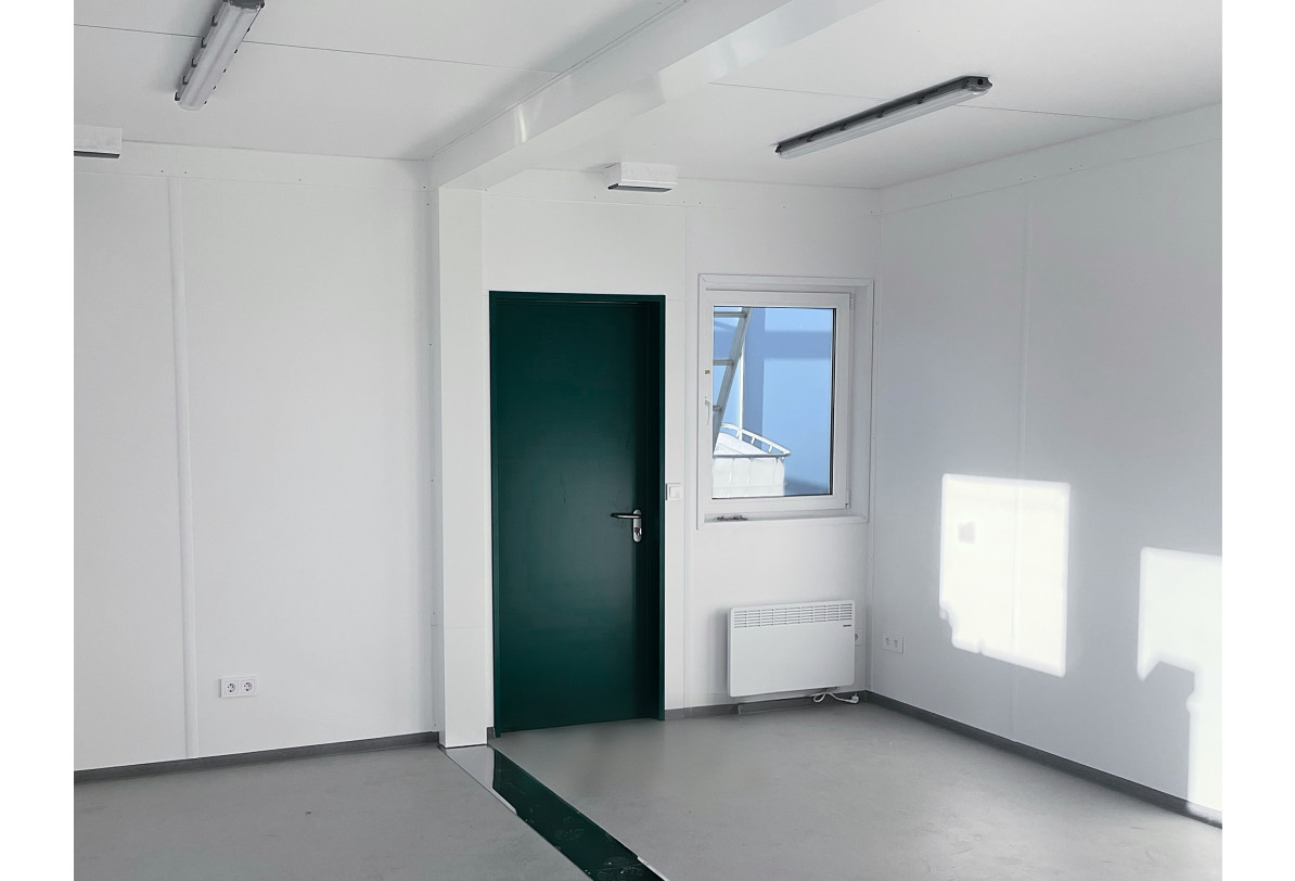 В комплекте