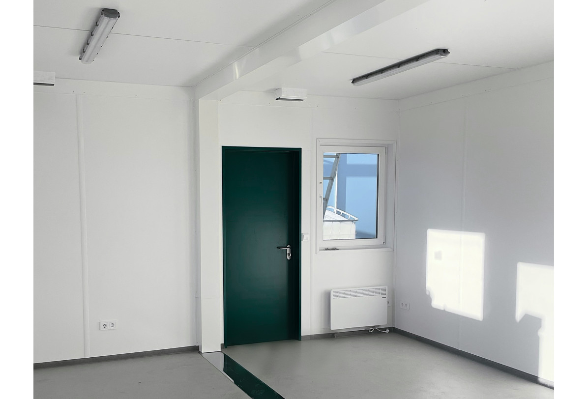 В комплекте