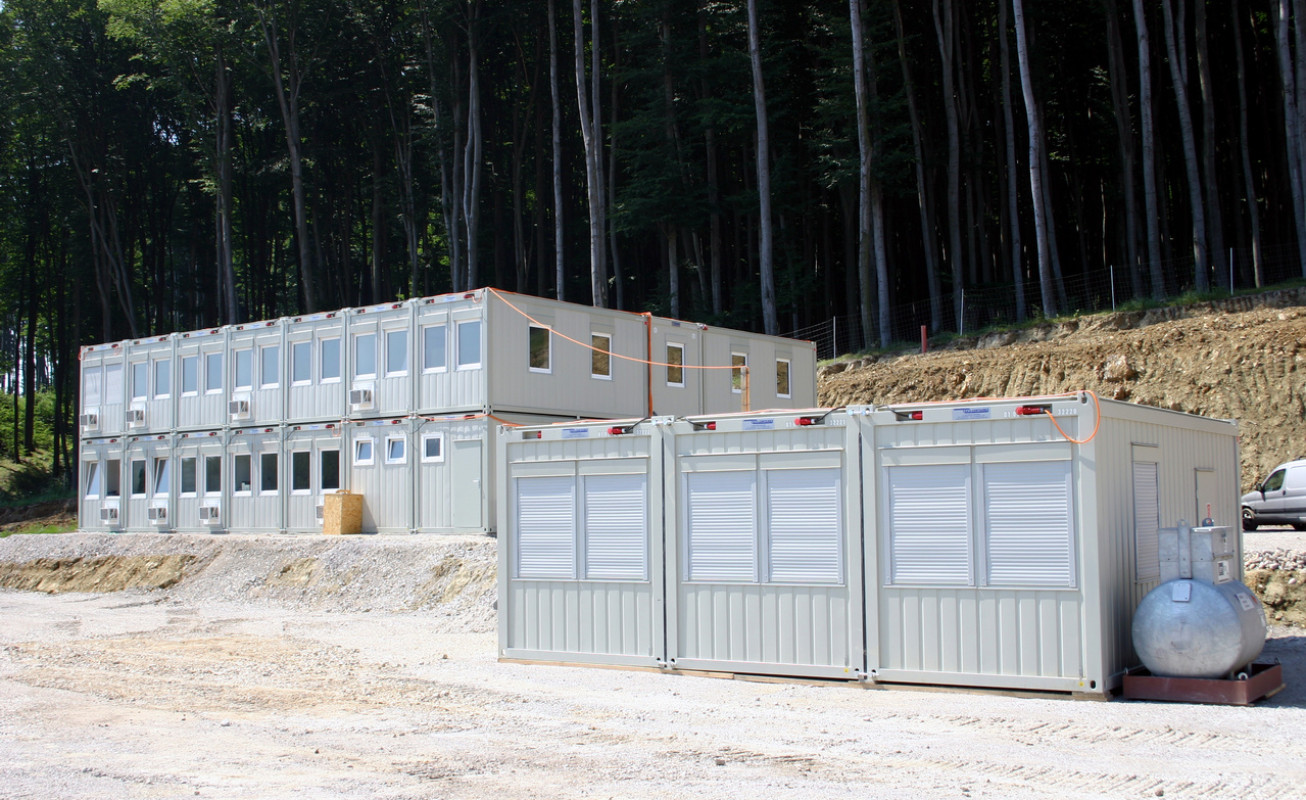 Производства и технические помещения