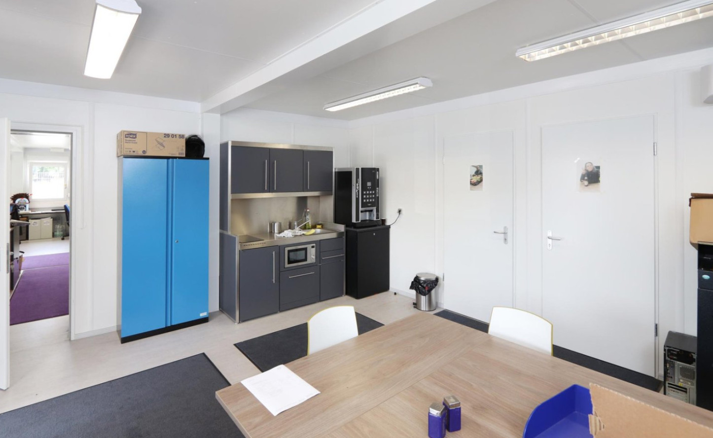 Офисный блок-контейнер: удобное решение для временного и постоянного офиса