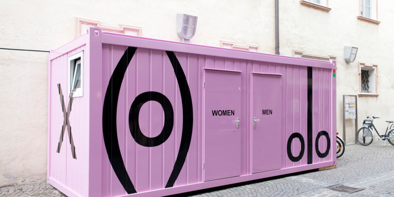 Туалетные и душевые сантехнические модули