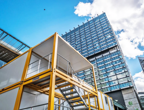 Блок-контейнер  с внутренней лестницей