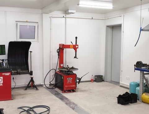 Шинный центр