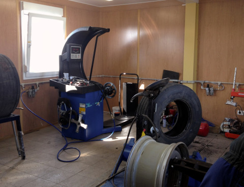 Шинный центр