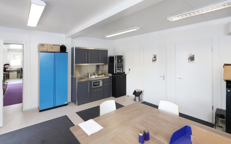 Офисный блок-контейнер: удобное решение для временного и постоянного офиса