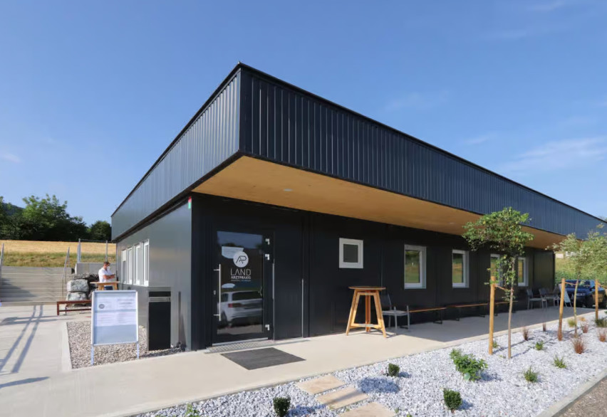 Модульное здание  из блок-контейнеров