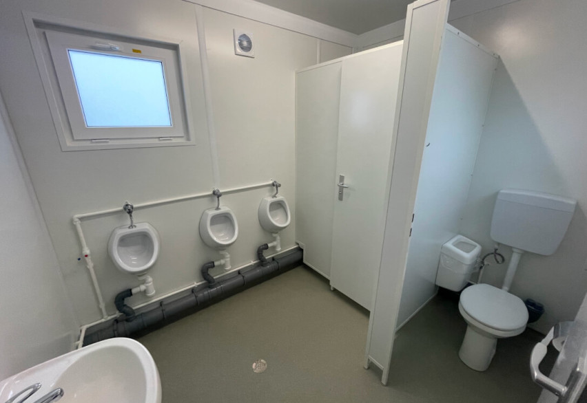 Сантехнический  блок-контейнер