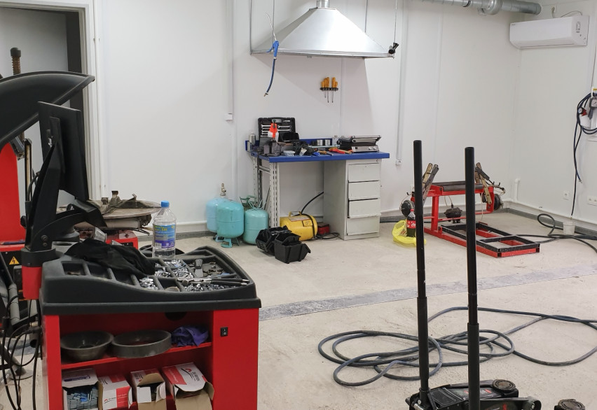 Шиномонтажи, СТО и сервисные центры