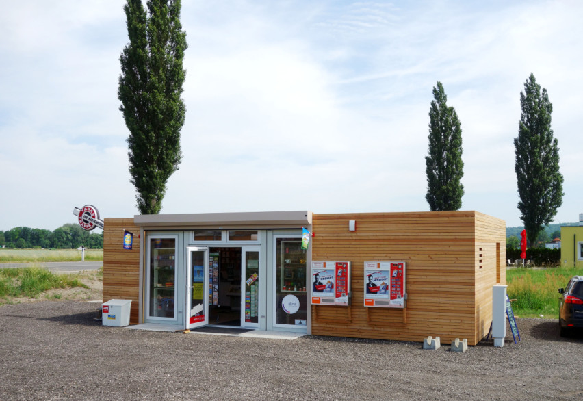 Услуги и торговля