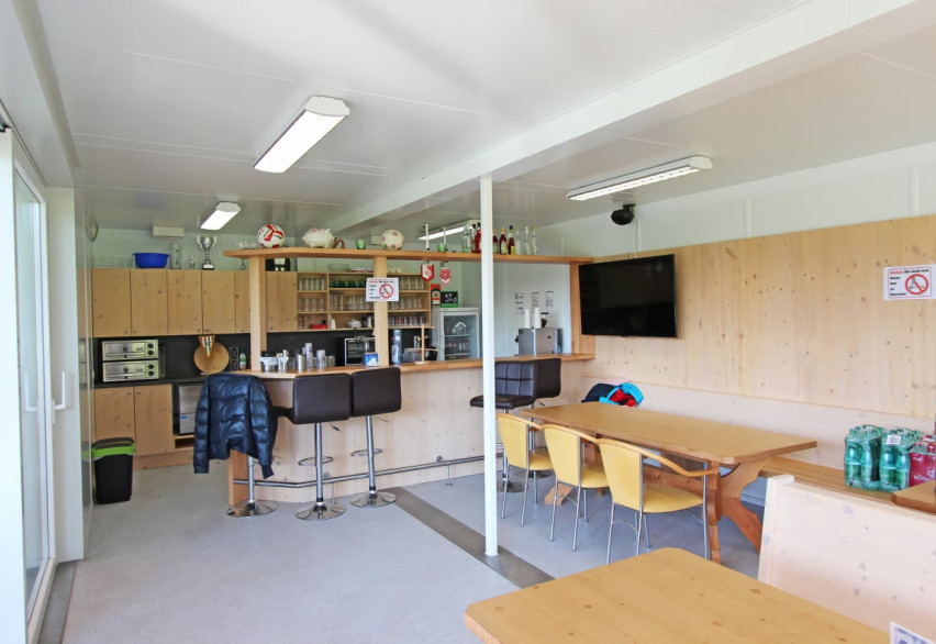 Кафе и точки быстрого питания