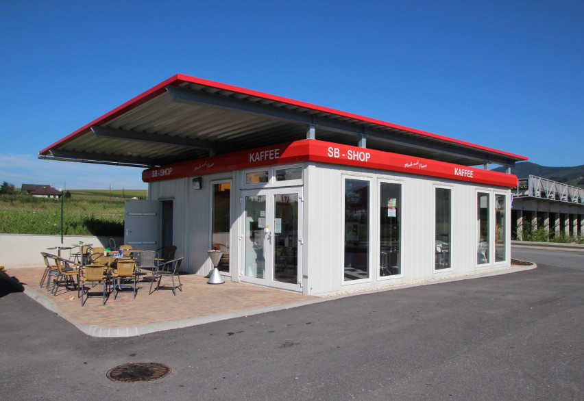 Услуги и торговля