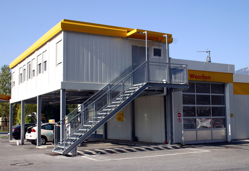 Услуги и торговля