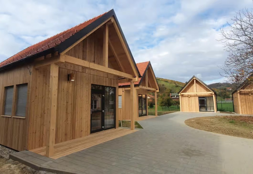 Жилые дома и дачи