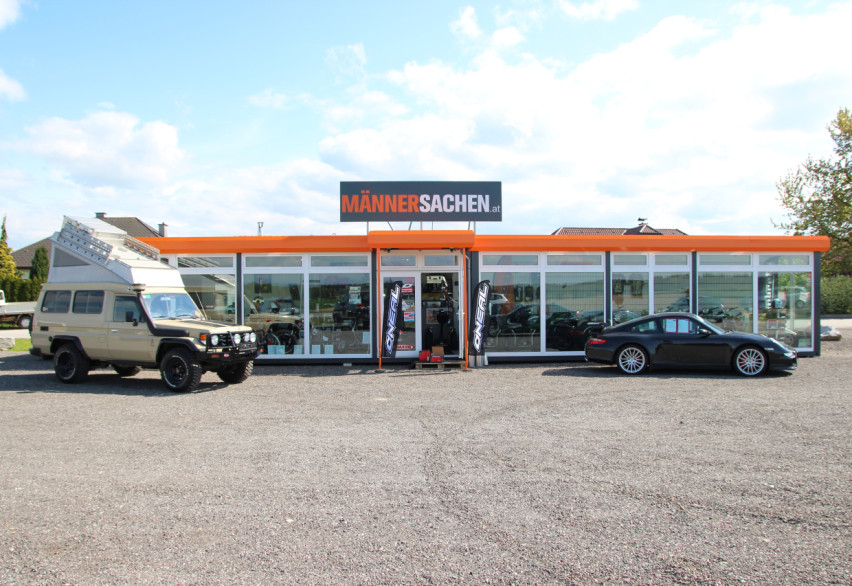 Магазины и шоу-румы, павильоны