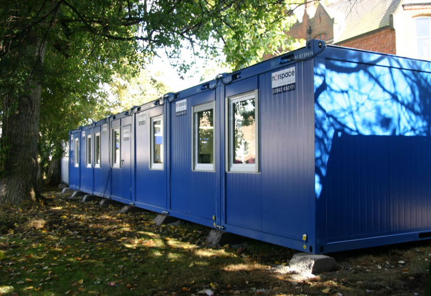 Прачечные и здание служб клининга